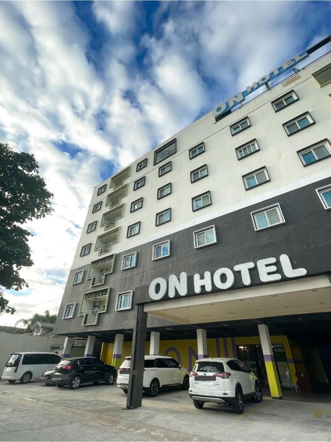 On Hotel Friendship Angeles Exteriér fotografie
